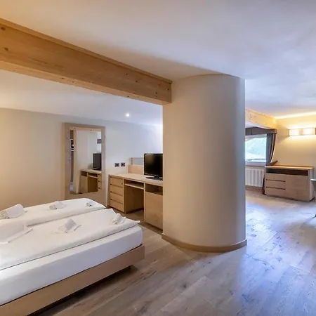 Hotel Design & Ciarnadoi Vigo di Fassa