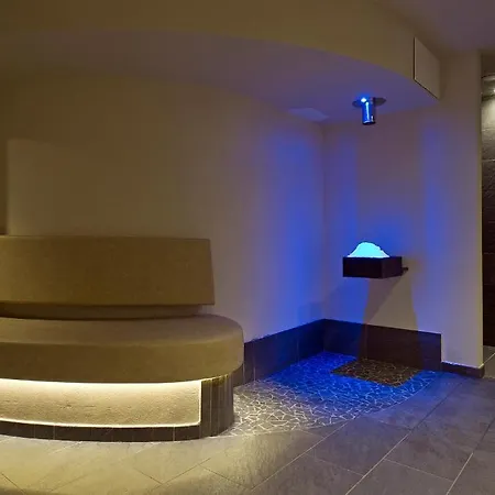 Design & Ciarnadoi Hotel 4*